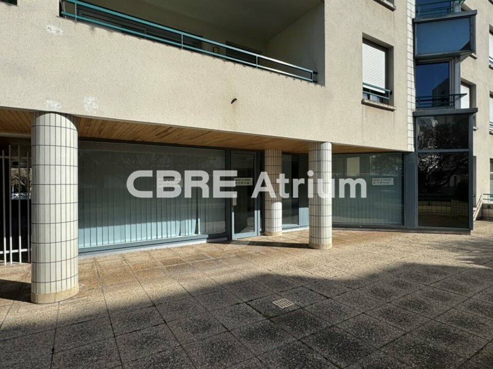 ATRIUM LOCATION-LOCAL COMMERCIAL-CLERMONT_FERRAND-63