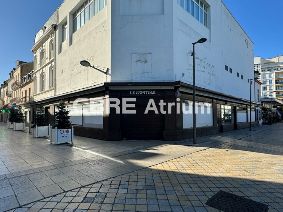 ATRIUM LOCATION-LOCAL COMMERCIAL-VICHY-03