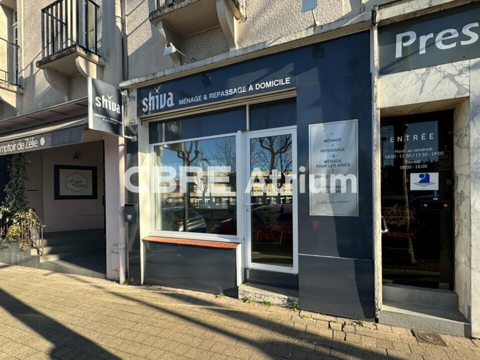 ATRIUM LOCATION-LOCAL COMMERCIAL-CHAMALIERES-63