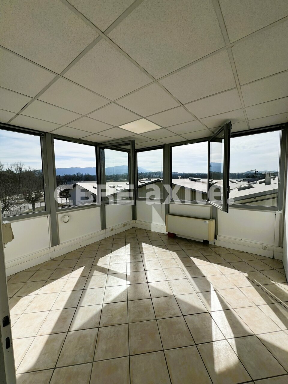 CBRE AXITE ANNECY LOCATION-BUREAUX-MEYTHET-74