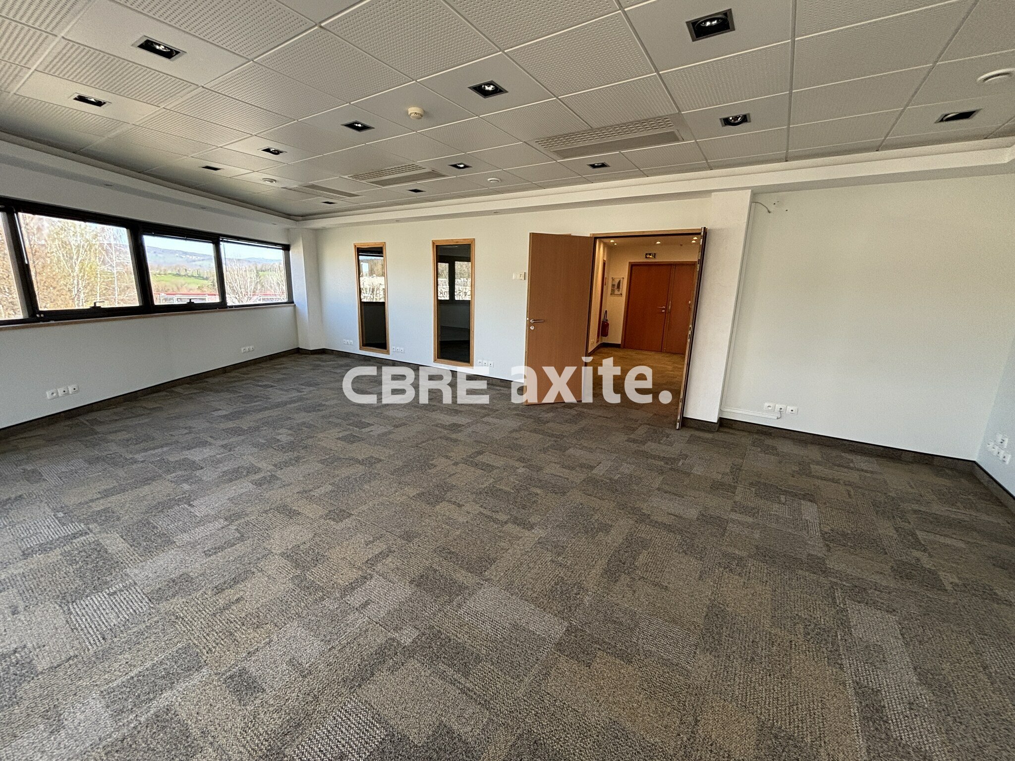 CBRE AXITE ANNECY LOCATION-BUREAUX-CHAVANOD-74