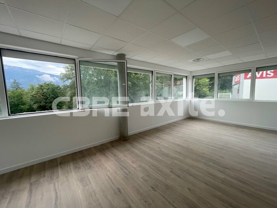 CBRE AXITE ANNECY LOCATION-BUREAUX-ARGONAY-74
