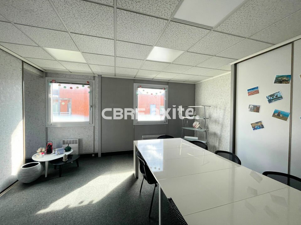 CBRE AXITE ANNECY VENTE-BUREAUX-MEYTHET-74