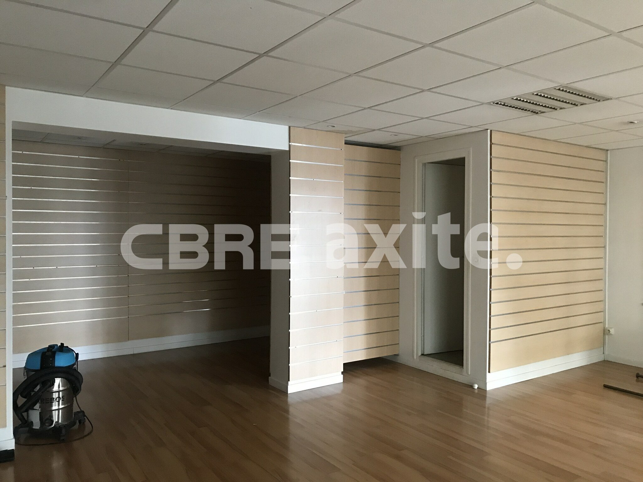 CBRE AXITE ANNECY LOCATION-LOCAL COMMERCIAL-ANNECY-74
