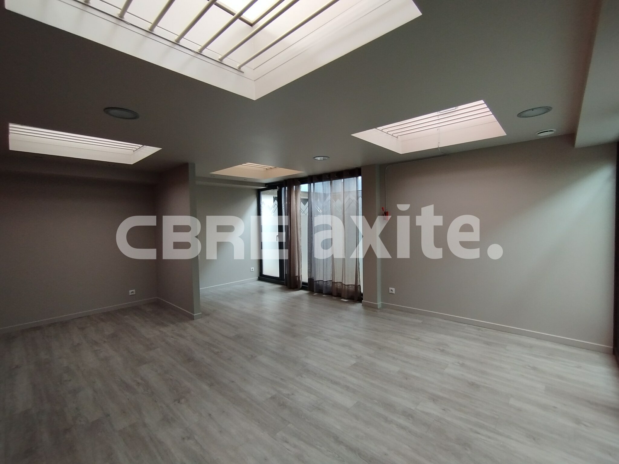CBRE AXITE ANNECY LOCATION-BUREAUX-ANNEMASSE-74