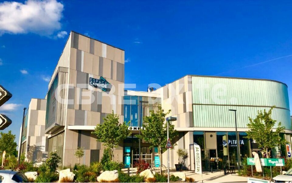 CBRE AXITE ANNECY LOCATION-LOCAL COMMERCIAL-FERNEY_VOLTAIRE-01