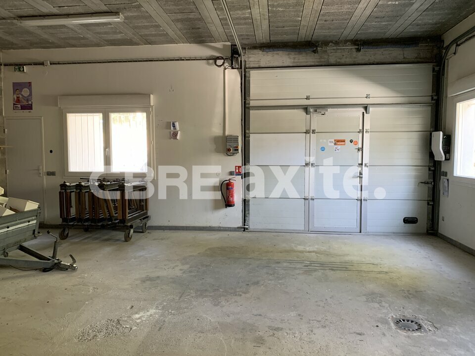 CBRE AXITE ANNECY LOCATION-LOCAL D'ACTIVITE-BLUFFY-74