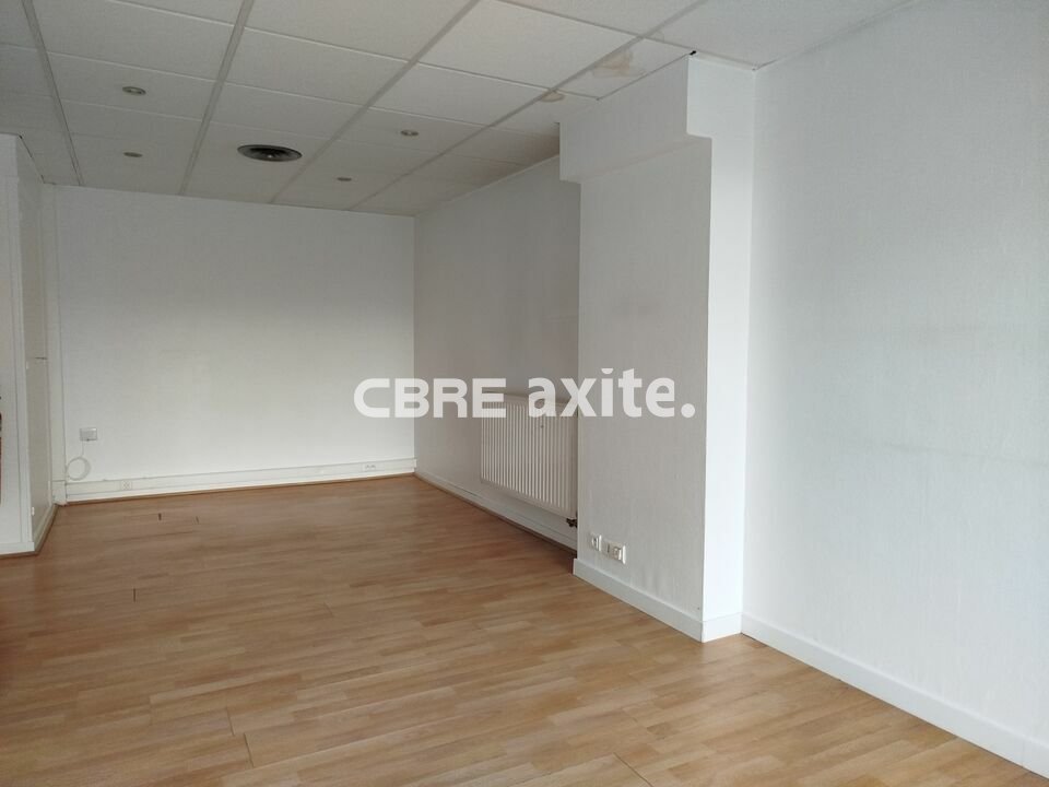 CBRE AXITE ANNECY LOCATION-LOCAL COMMERCIAL-ANNECY-74