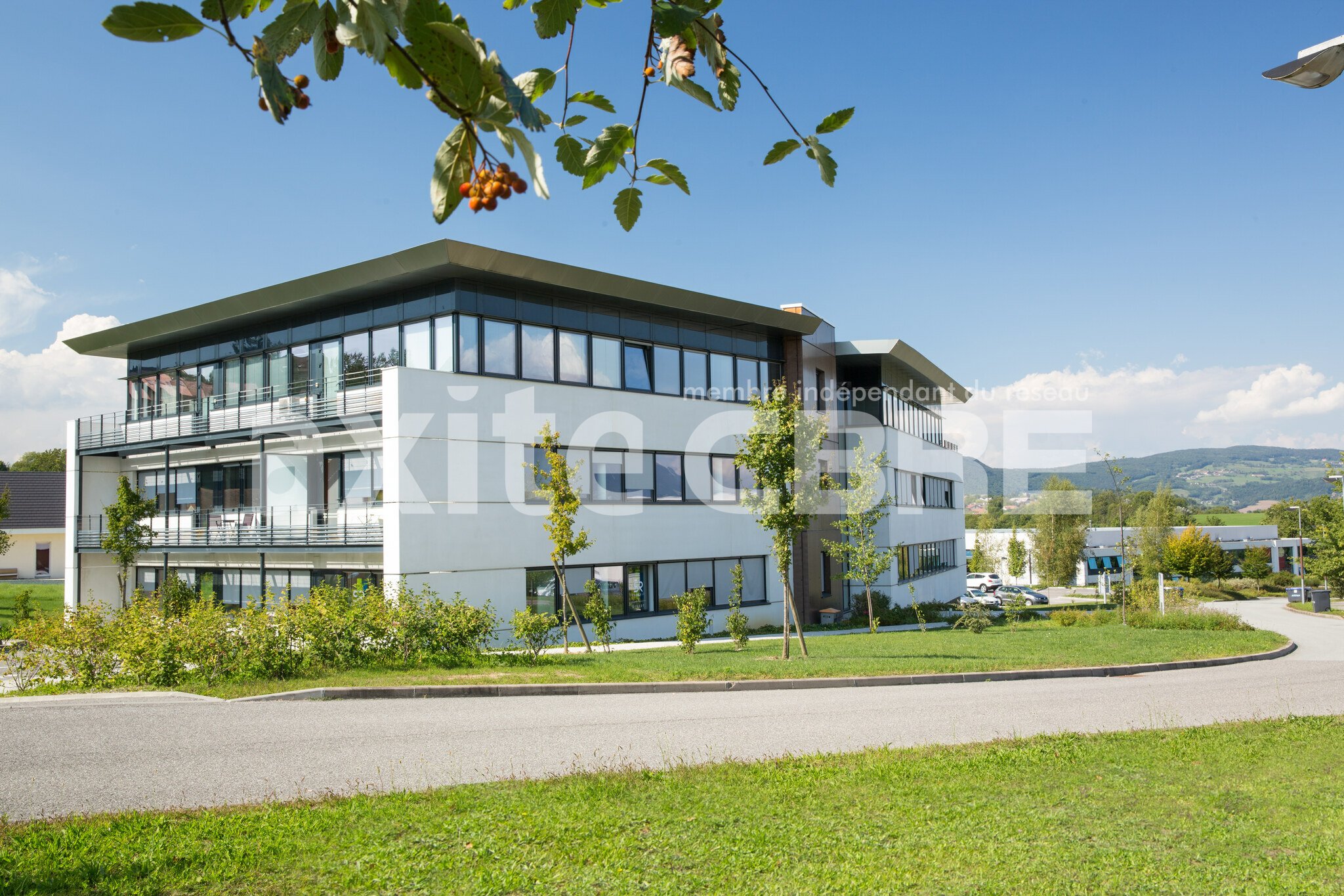 CBRE AXITE ANNECY VENTE-BUREAUX-CHAVANOD-74