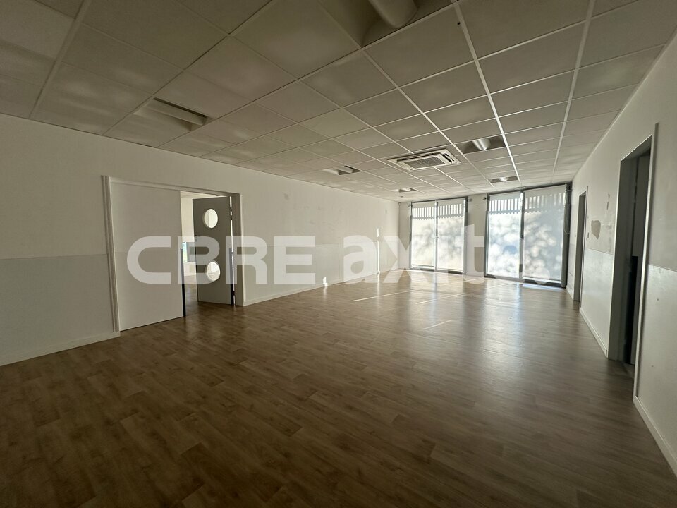 CBRE AXITE ANNECY LOCATION-LOCAL COMMERCIAL-RUMILLY-74