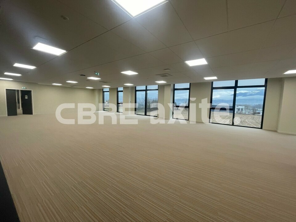 CBRE AXITE ANNECY LOCATION-BUREAUX-CHAVANOD-74