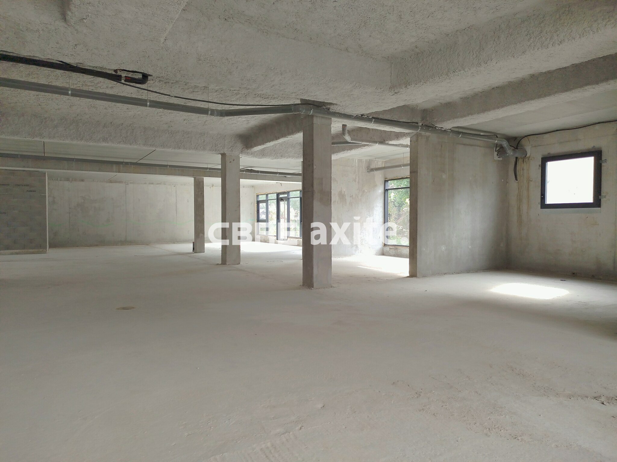 CBRE AXITE ANNECY LOCATION-LOCAL COMMERCIAL-ANNEMASSE-74