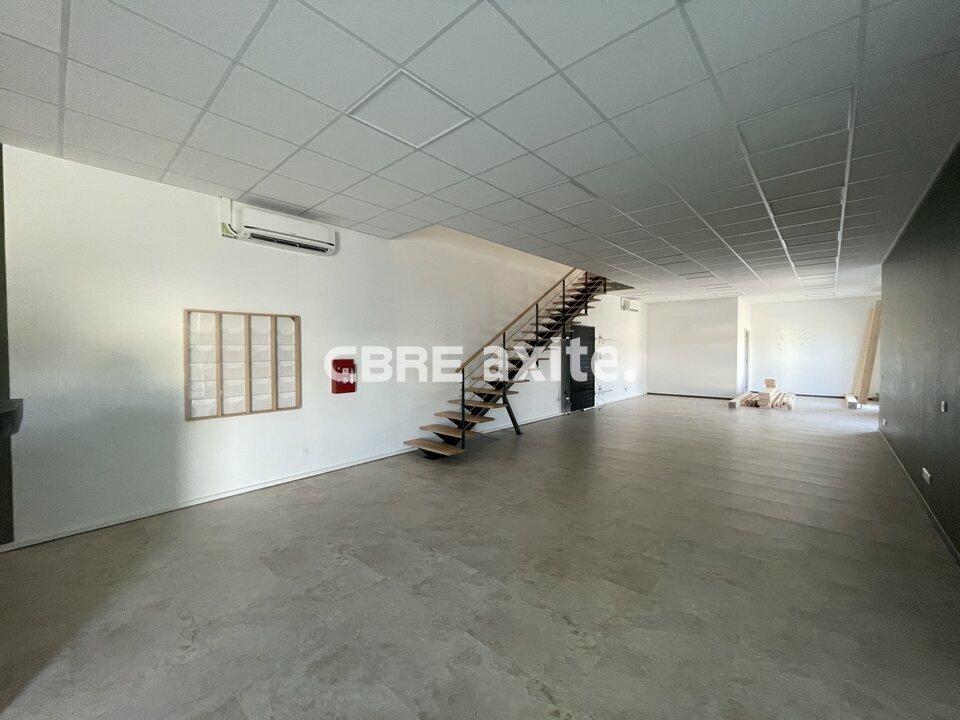 CBRE AXITE ANNECY VENTE-LOCAL D'ACTIVITE-GROISY-74