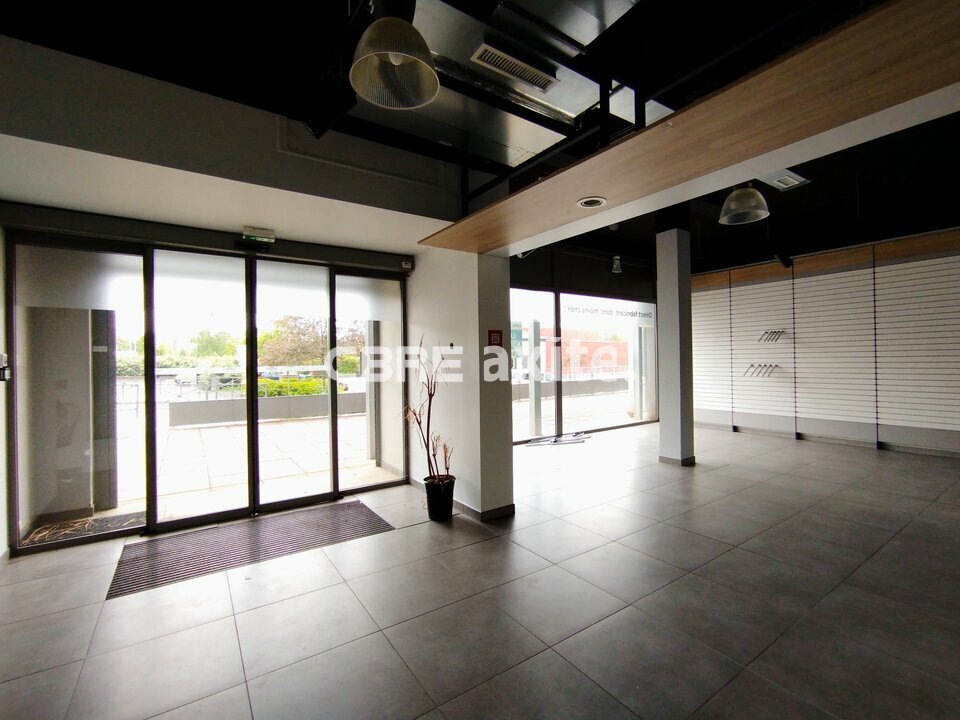 CBRE AXITE ANNECY VENTE-LOCAL COMMERCIAL-SEYNOD-74