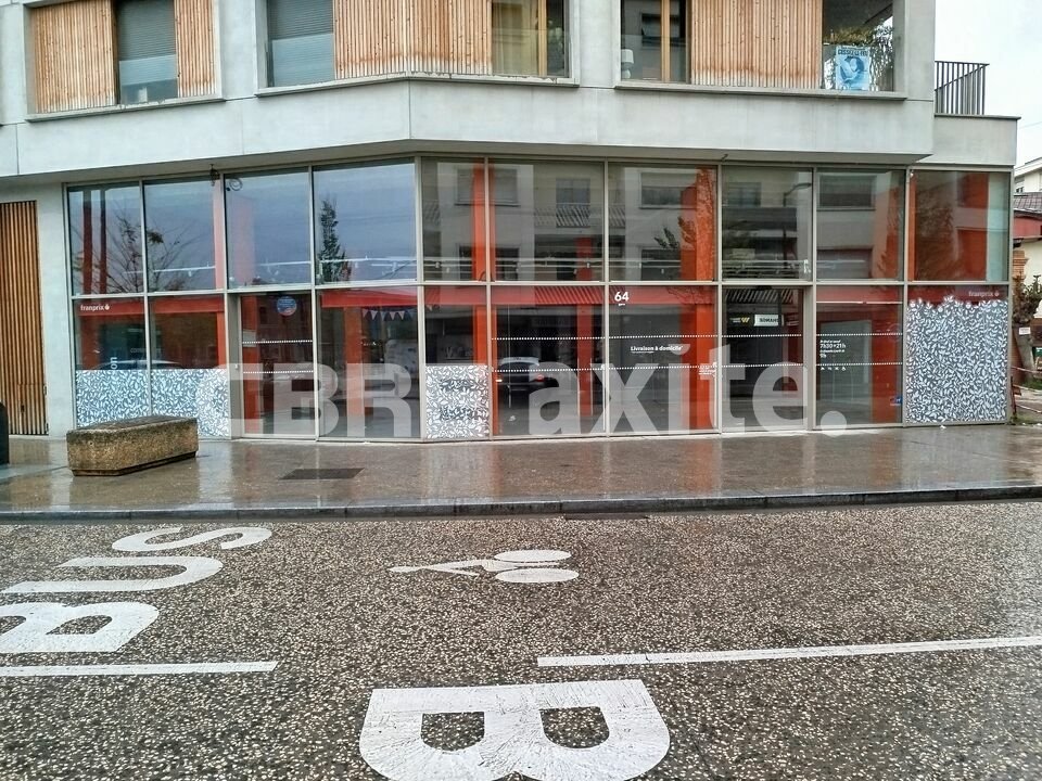 CBRE AXITE ANNECY LOCATION-LOCAL COMMERCIAL-ANNEMASSE-74