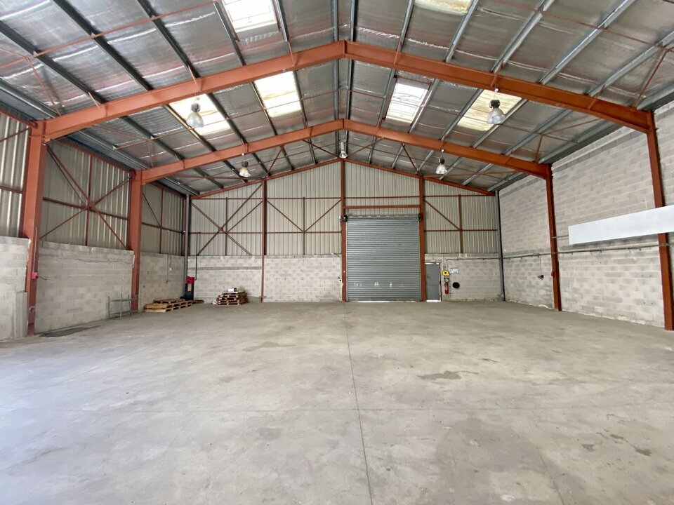 SVRE LOCATION-LOCAL D'ACTIVITE-AUBAGNE-13