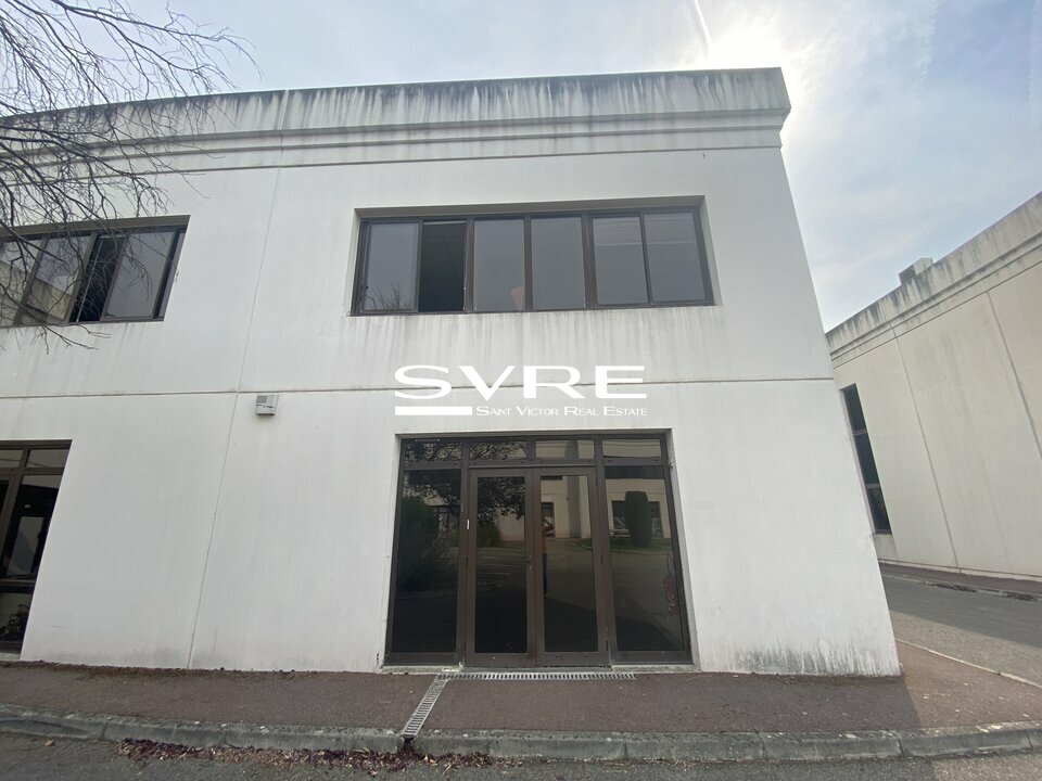 SVRE LOCATION-LOCAL D'ACTIVITE-GEMENOS-13