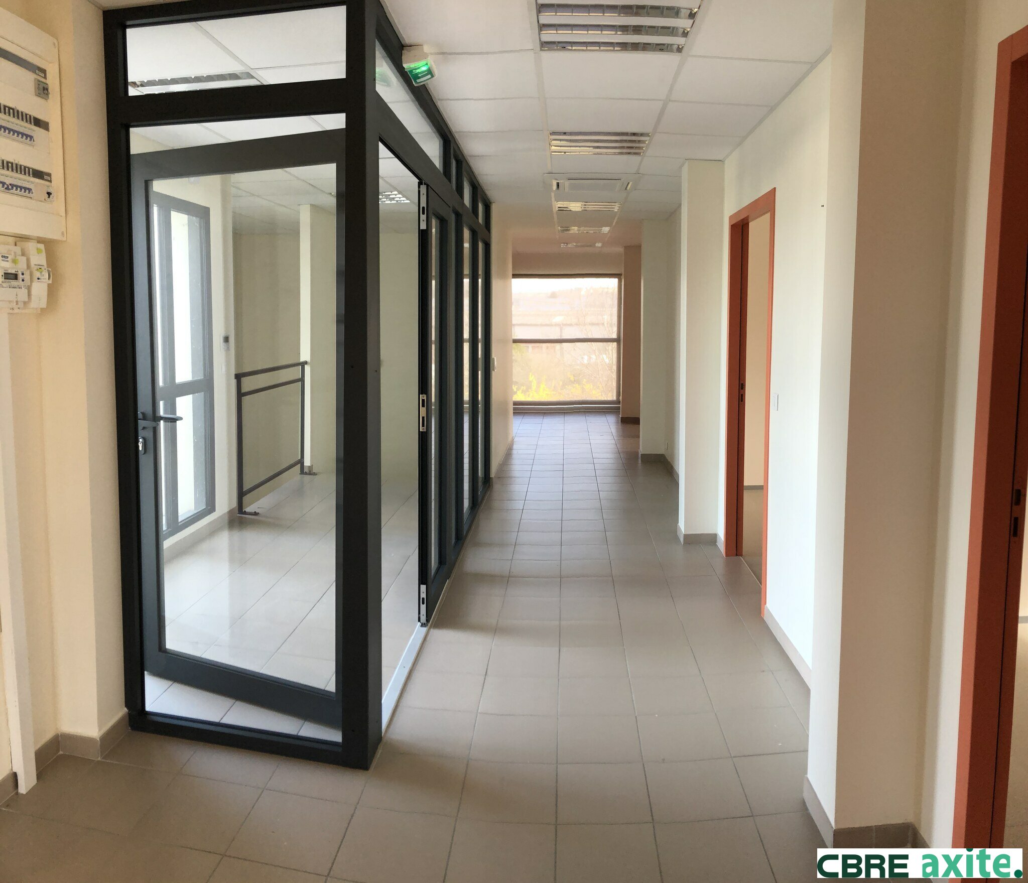 CBRE AXITE BOURGOIN VENTE-BUREAUX-SAINT_ALBAN_DE_ROCHE-38