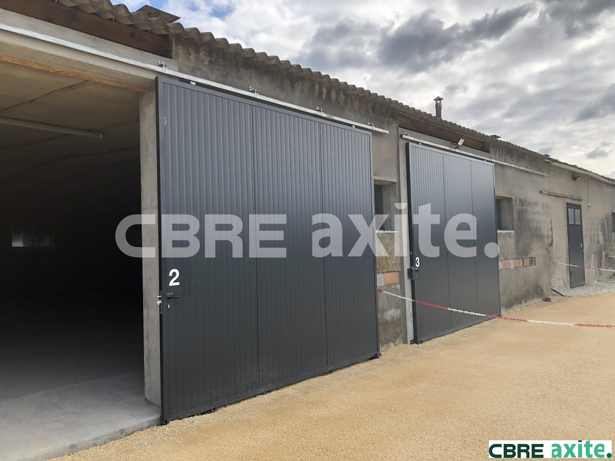 CBRE AXITE BOURGOIN LOCATION-ENTREPOT-SAINT_VICTOR_DE_CESSIEU-38
