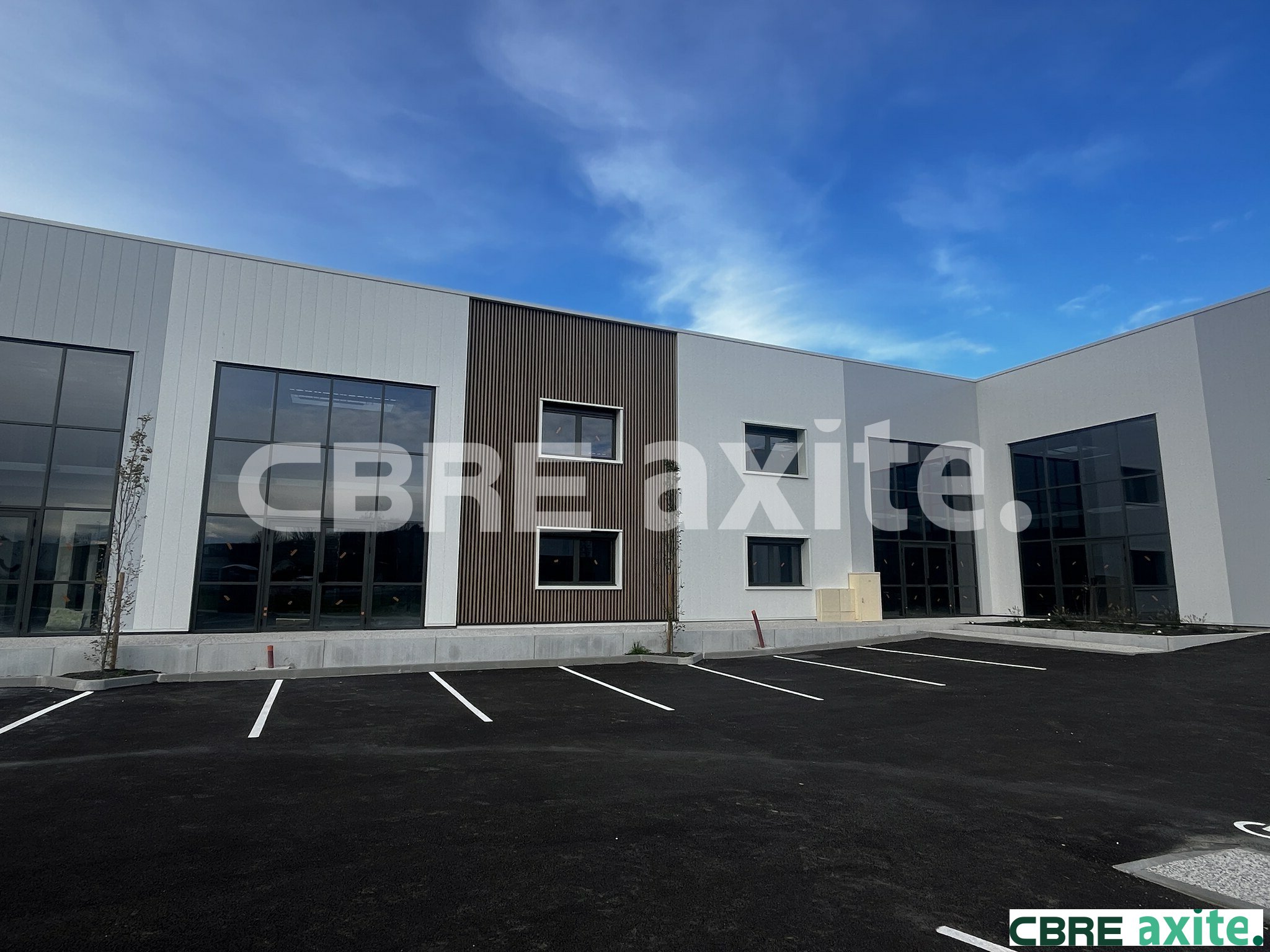 CBRE AXITE BOURGOIN VENTE-LOCAL COMMERCIAL-BOURGOIN_JALLIEU-38