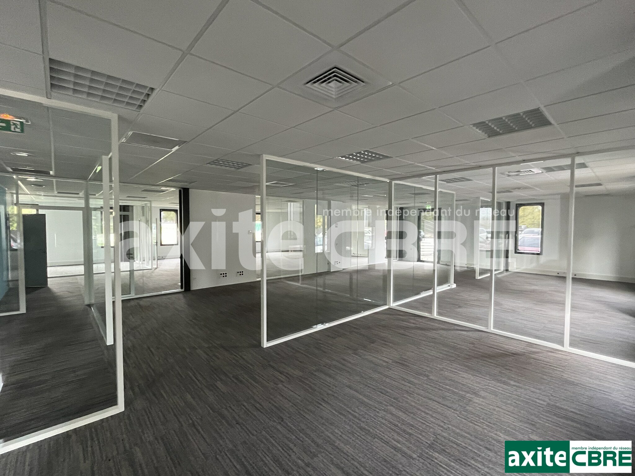 CBRE AXITE BOURGOIN LOCATION-BUREAUX-VAULX_MILIEU-38