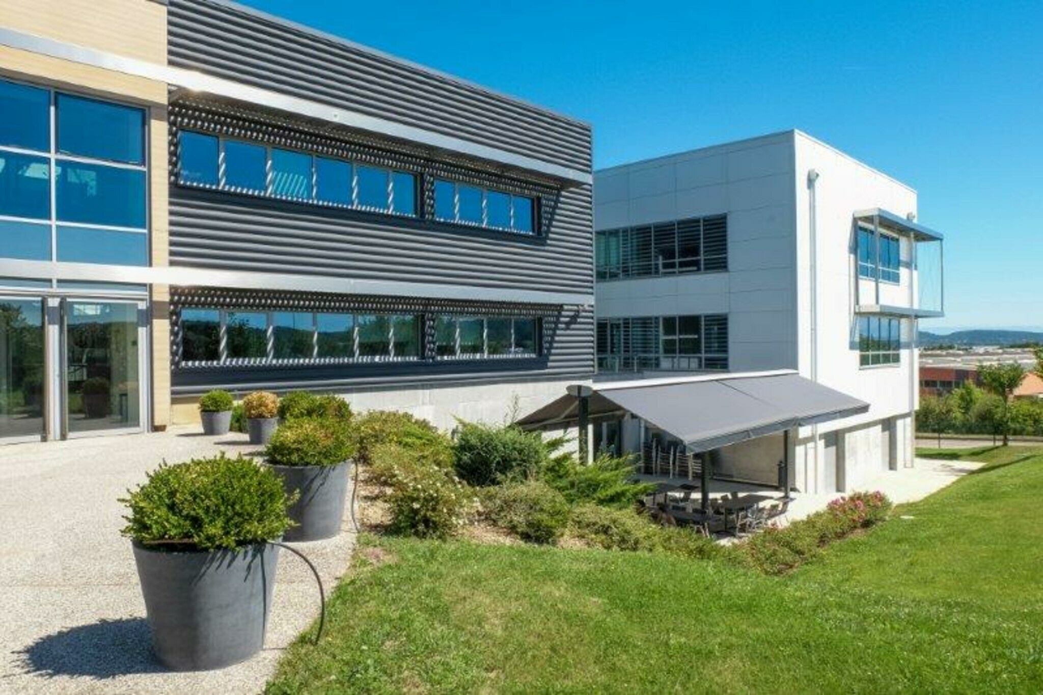 CBRE AXITE BOURGOIN LOCATION-BUREAUX-SAINT_QUENTIN_FALLAVIER-38