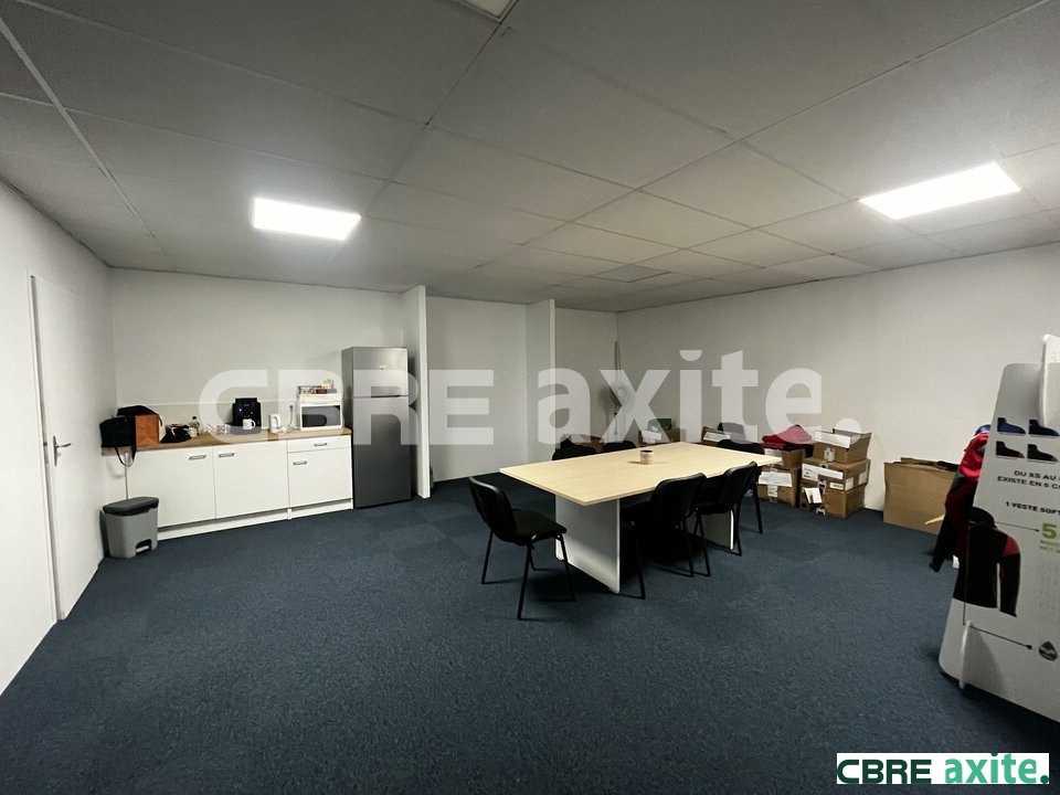 CBRE AXITE BOURGOIN LOCATION-LOCAL COMMERCIAL-BOURGOIN_JALLIEU-38