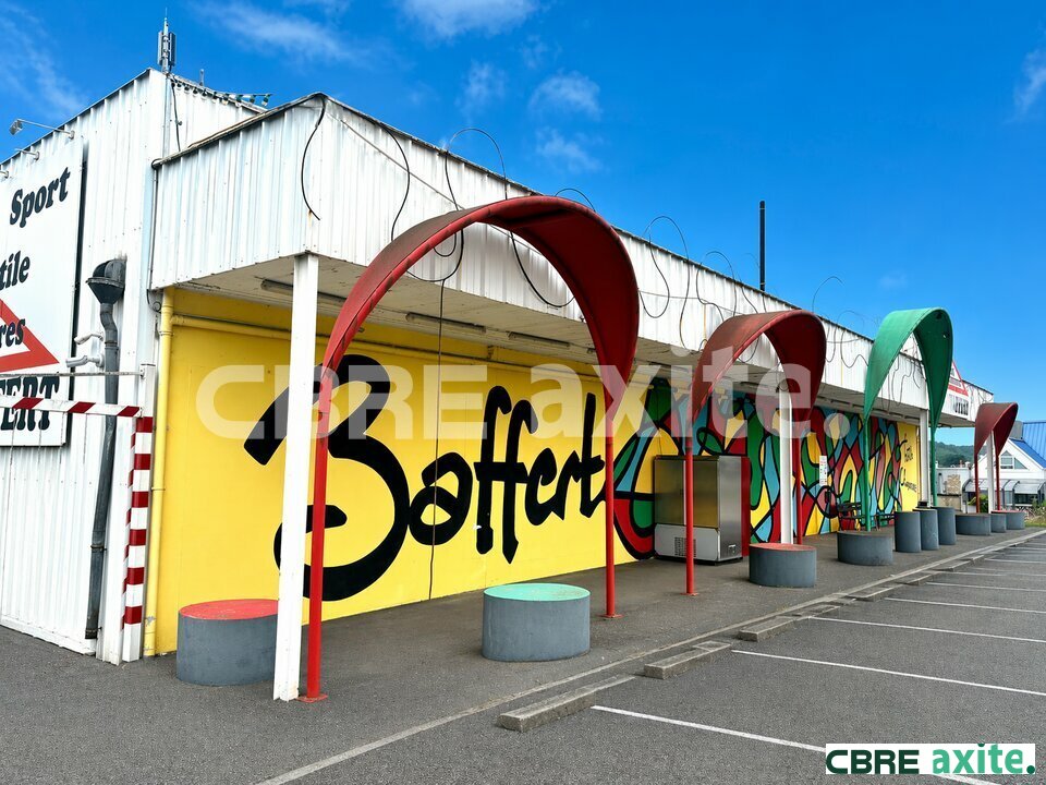 CBRE AXITE BOURGOIN LOCATION-LOCAL COMMERCIAL-RUY-38