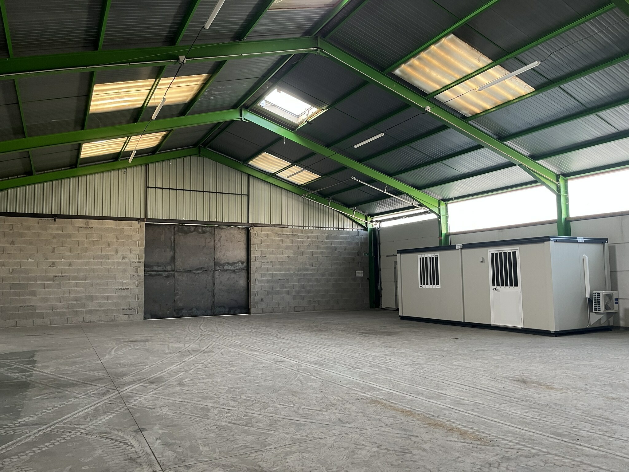 CBRE AXITE BOURGOIN LOCATION-LOCAL D'ACTIVITE-GRANIEU-38
