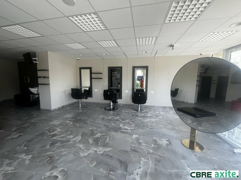 CBRE AXITE BOURGOIN LOCATION-LOCAL COMMERCIAL-LA_VERPILLIERE-38