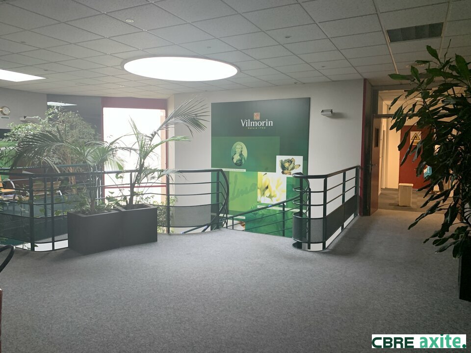 CBRE AXITE BOURGOIN LOCATION-BUREAUX-SAINT-QUENTIN-FALLAVIER-38