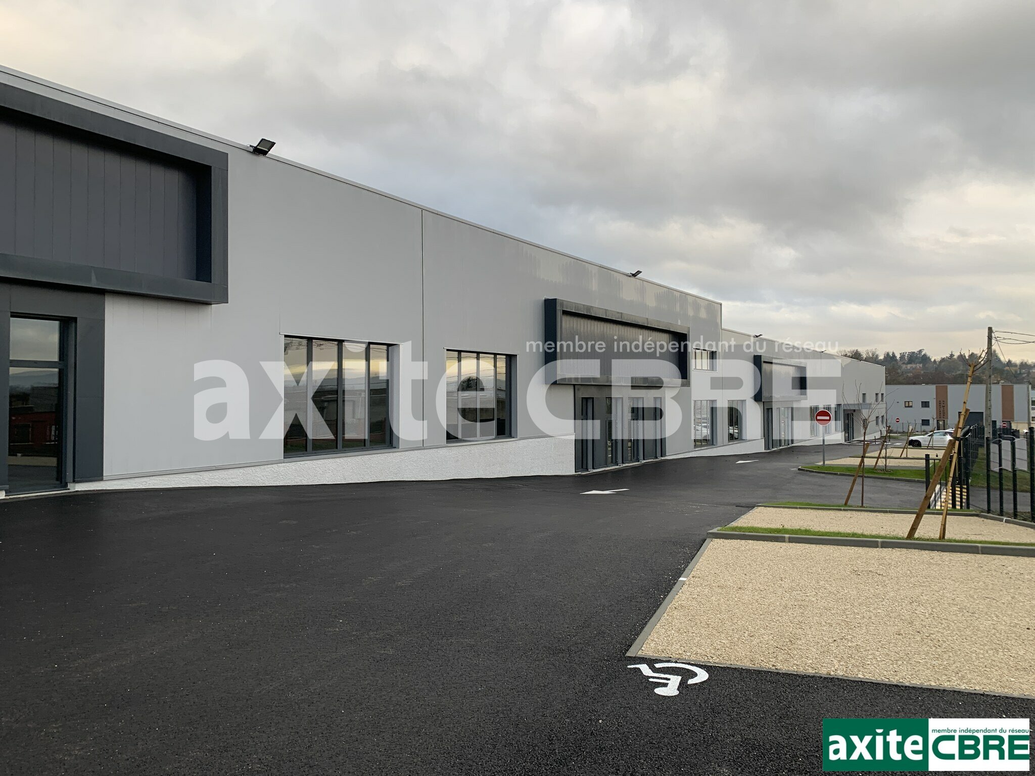 CBRE AXITE BOURGOIN LOCATION-LOCAL D'ACTIVITE-SAINT_ALBAN_DE_ROCHE-38