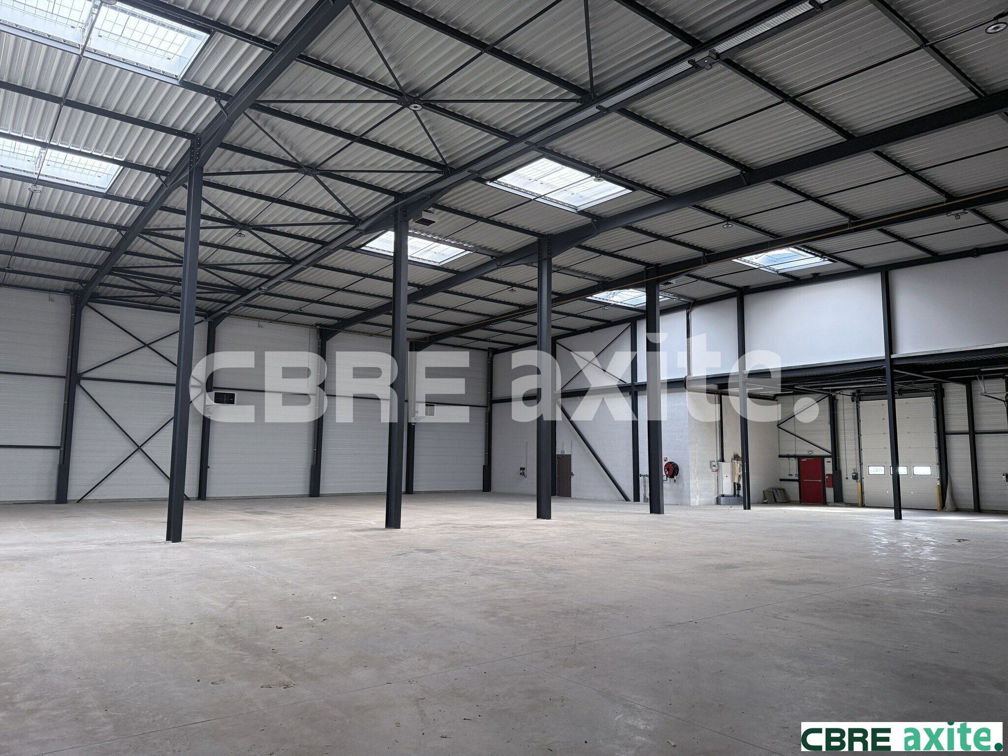 CBRE AXITE BOURGOIN LOCATION-LOCAL D'ACTIVITE-HEYRIEUX-38