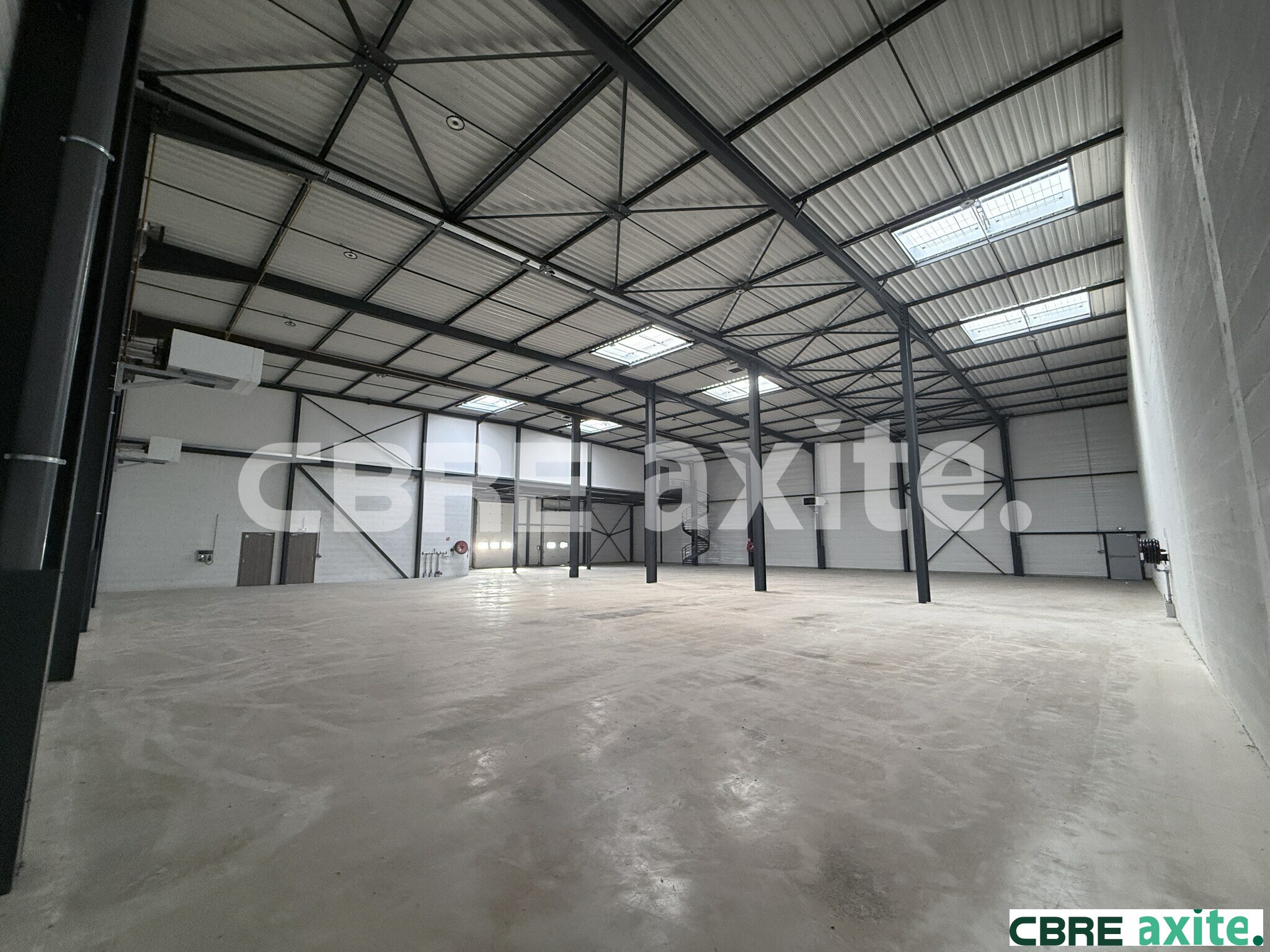 CBRE AXITE BOURGOIN LOCATION-LOCAL D'ACTIVITE-HEYRIEUX-38