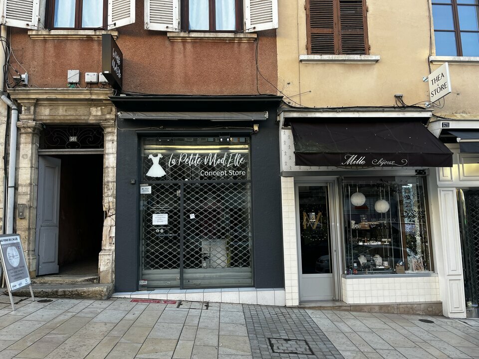 VALORIS REAL ESTATE LOCATION-LOCAL COMMERCIAL-VILLEFRANCHE_SUR_SAONE-69