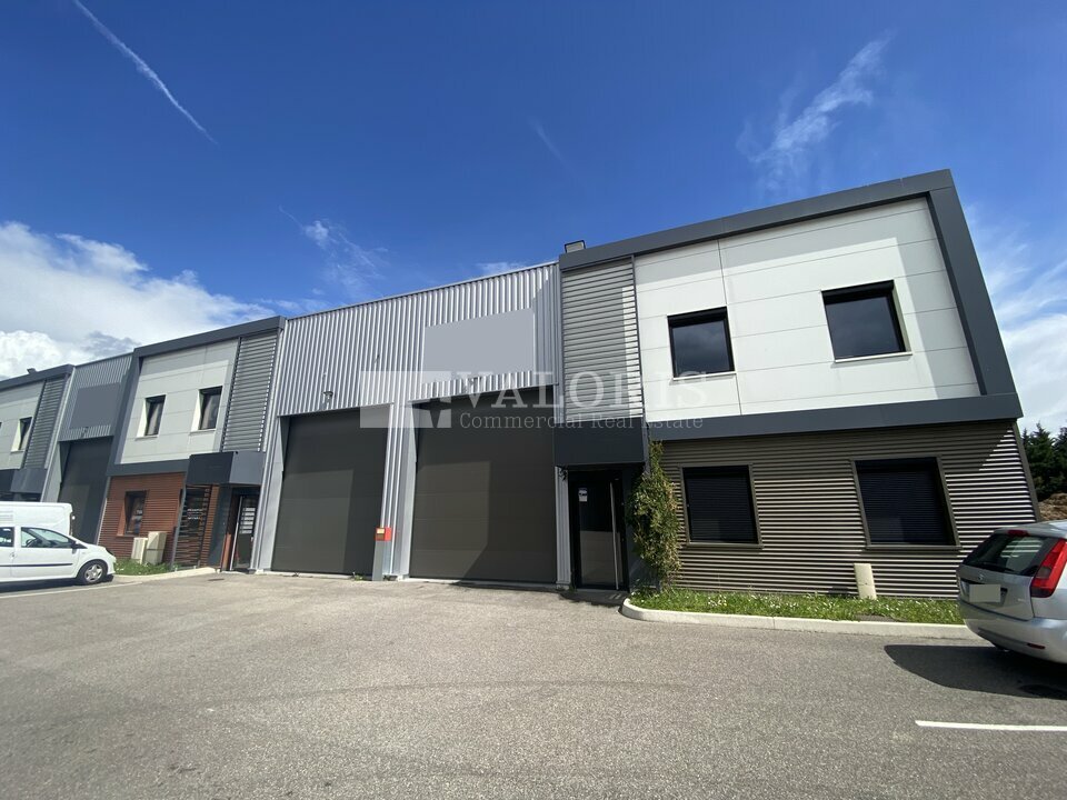 VALORIS REAL ESTATE LOCATION-LOCAL D'ACTIVITE-SAINT_PRIEST-69