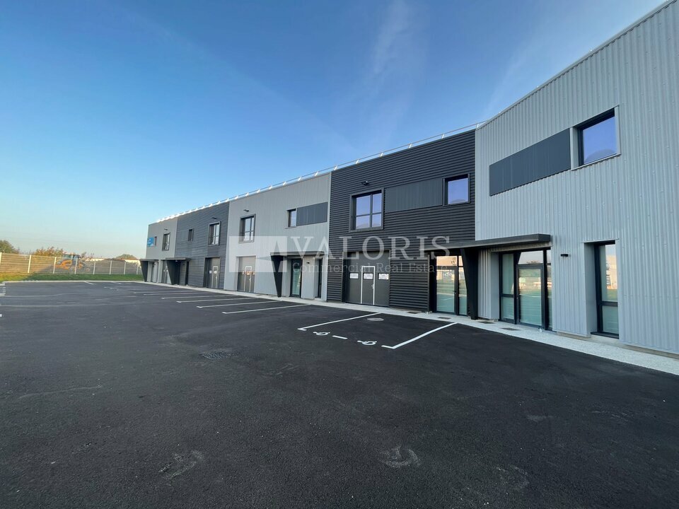VALORIS REAL ESTATE LOCATION-LOCAL D'ACTIVITE-SAINT_QUENTIN_FALLAVIER-38