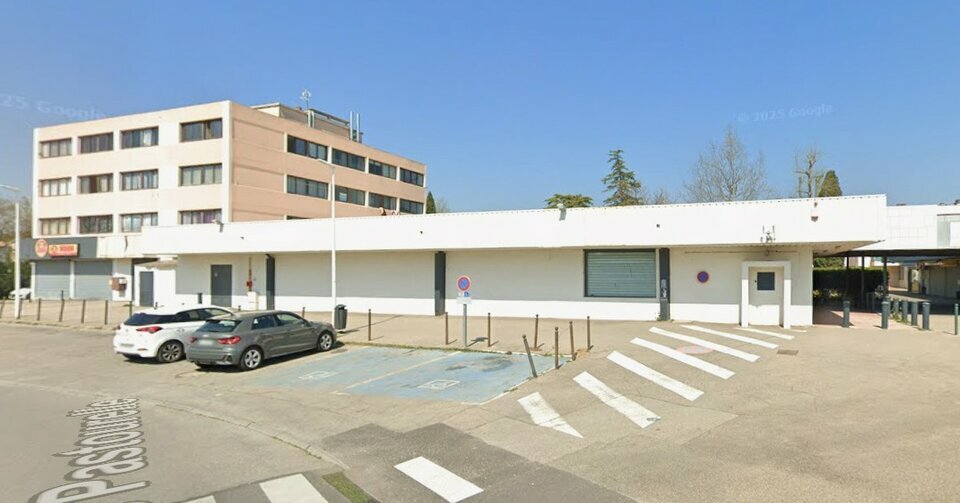 VALORIS REAL ESTATE LOCATION-LOCAL COMMERCIAL-SAINT-MARTIN-DE-CRAU-13