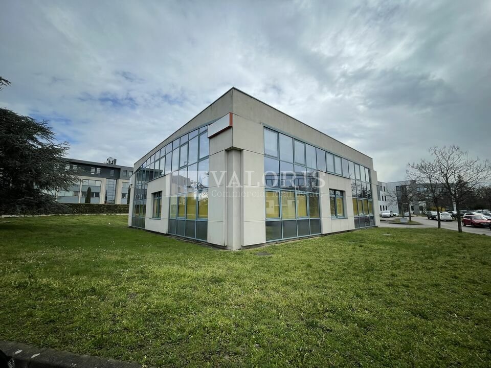 VALORIS REAL ESTATE LOCATION-BUREAUX-ECULLY-69