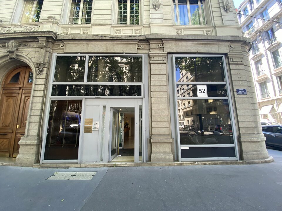 VALORIS REAL ESTATE LOCATION-LOCAL COMMERCIAL-LYON_6-69