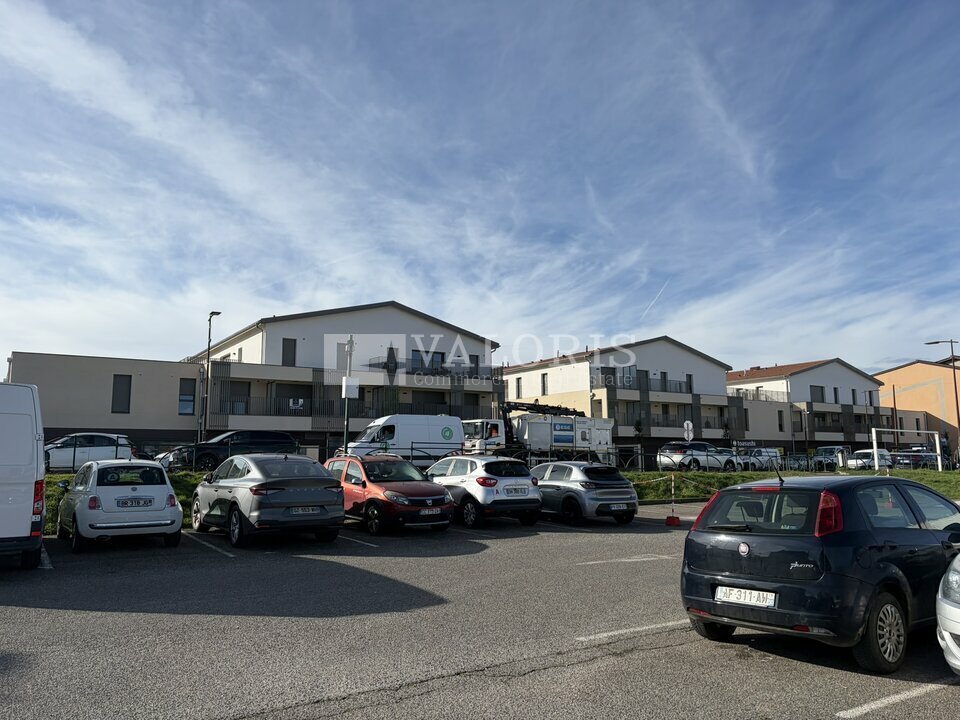 VALORIS REAL ESTATE VENTE-LOCAL COMMERCIAL-SAINT_BONNET_DE_MURE-69