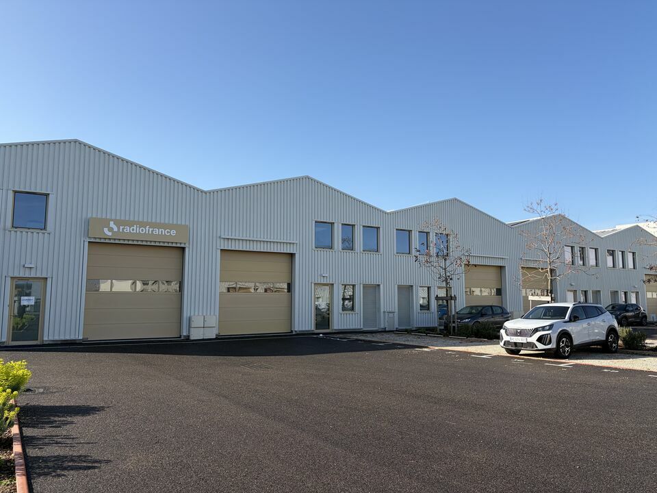 VALORIS REAL ESTATE LOCATION-LOCAL D'ACTIVITE-VAULX_EN_VELIN-69