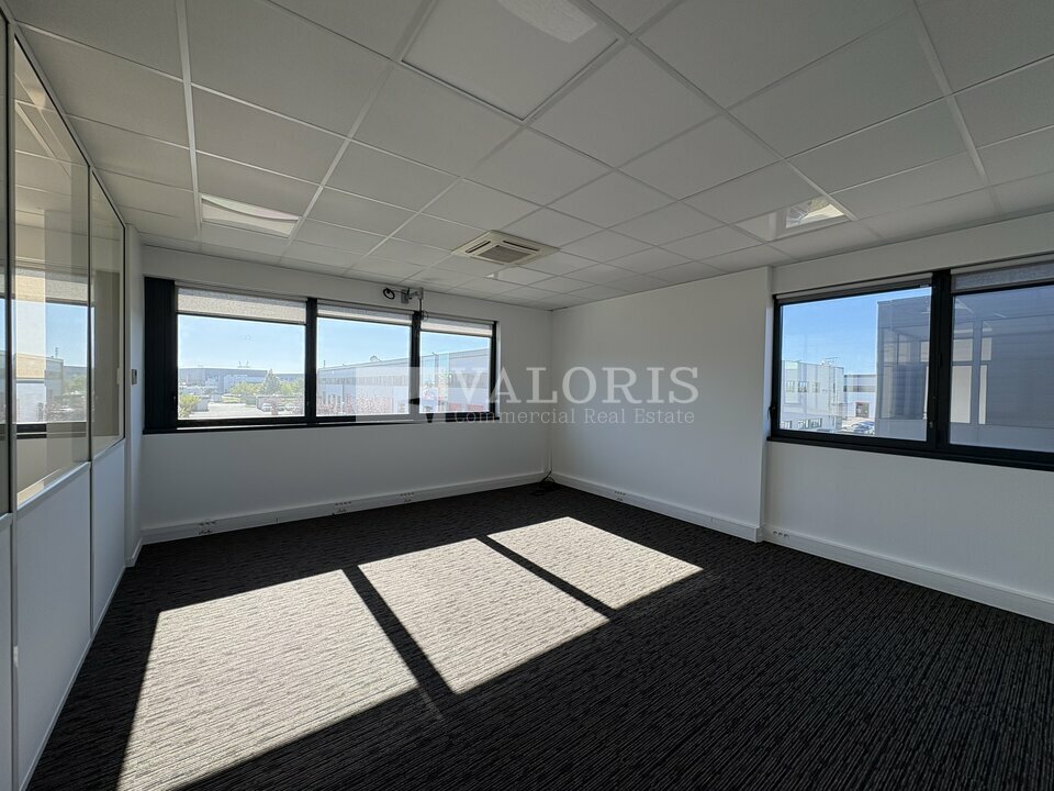 VALORIS REAL ESTATE LOCATION-BUREAUX-MEYZIEU-69