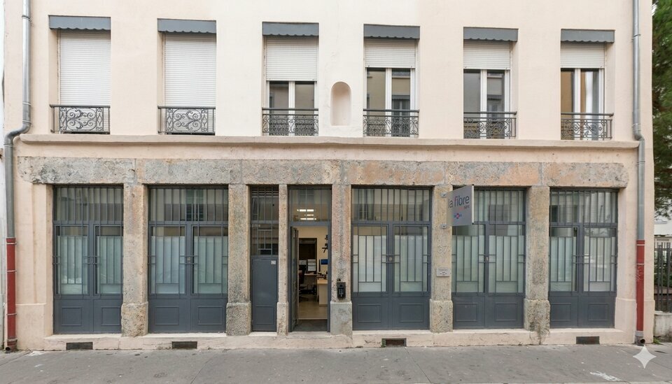 VALORIS REAL ESTATE LOCATION-LOCAL COMMERCIAL-LYON-69