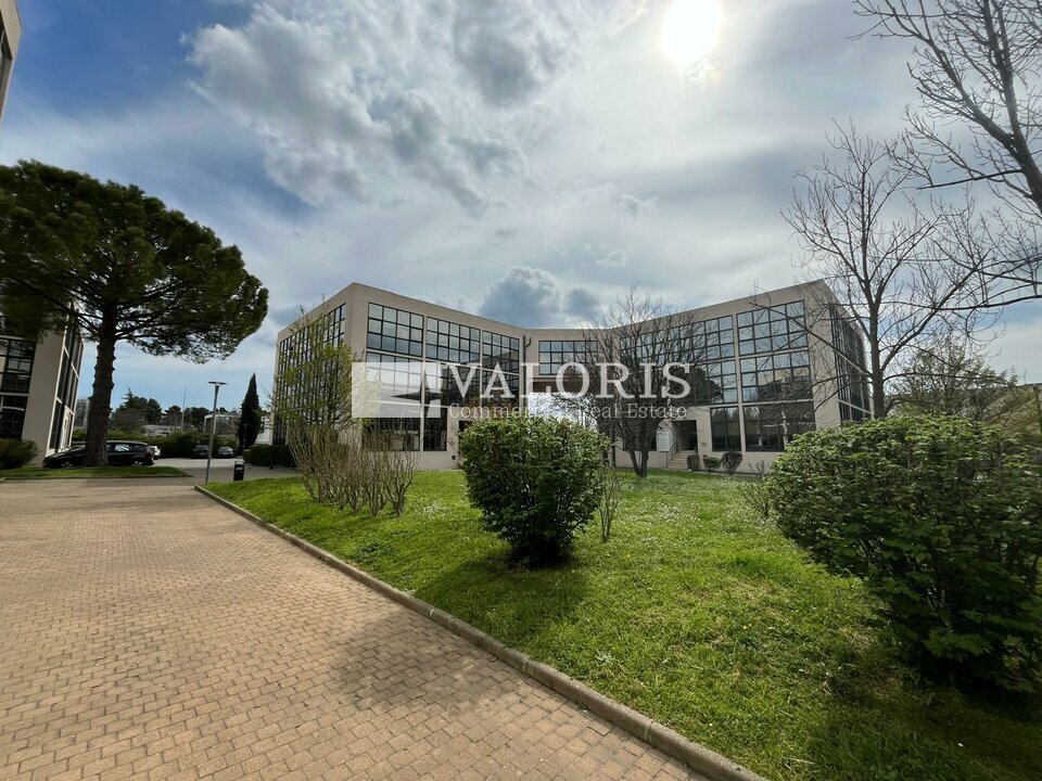 VALORIS REAL ESTATE VENTE-BUREAUX-AIX_EN_PROVENCE-13
