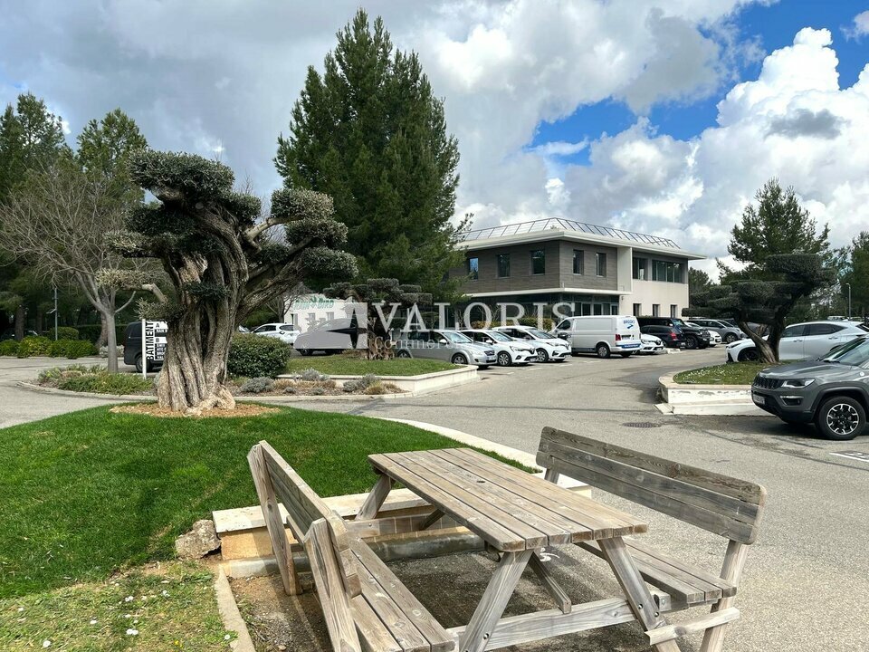 VALORIS REAL ESTATE LOCATION-BUREAUX-AIX_EN_PROVENCE-13