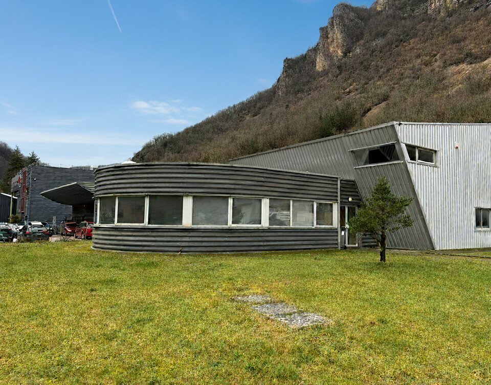 VALORIS REAL ESTATE VENTE-LOCAL D'ACTIVITE-SAINT-RAMBERT-EN-BUGEY-01