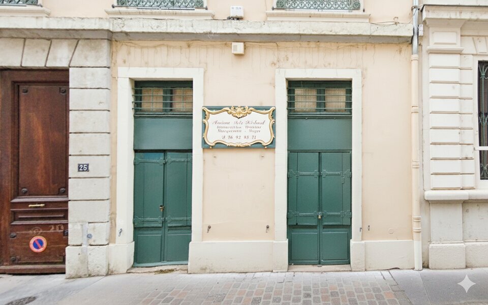 VALORIS REAL ESTATE LOCATION-LOCAL COMMERCIAL-LYON-69