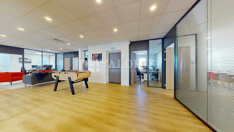 VALORIS REAL ESTATE LOCATION-BUREAUX-DARDILLY-69