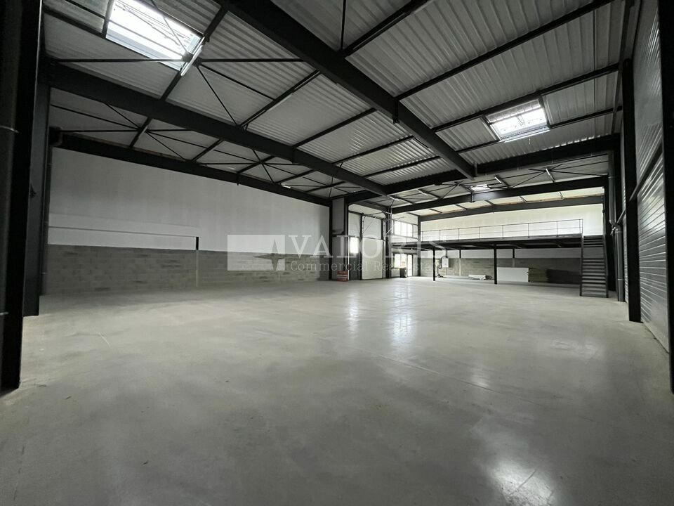 VALORIS REAL ESTATE LOCATION-LOCAL D'ACTIVITE-FRANS-01